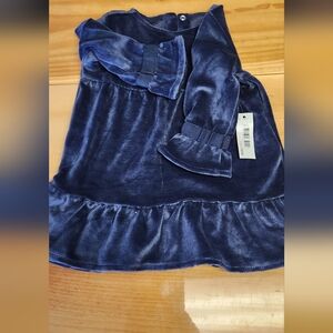 Amazon Essentials Baby Girls Longsleeve Corduroy Dress